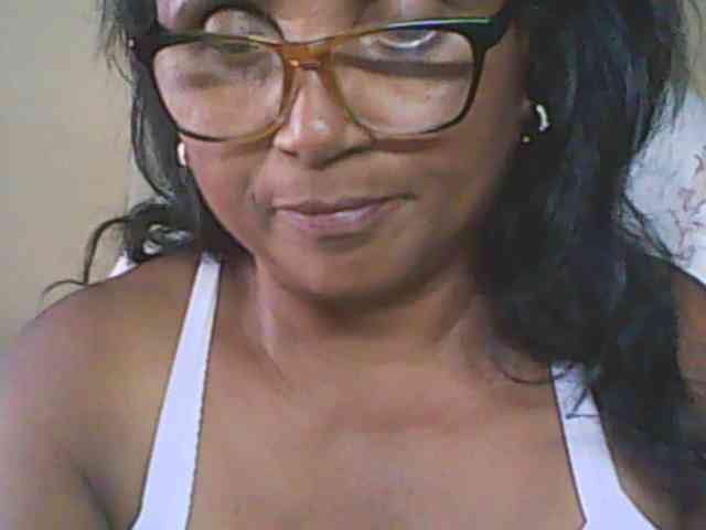 hotmomsexy webcam