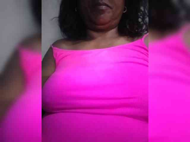 hotmomsexy webcam
