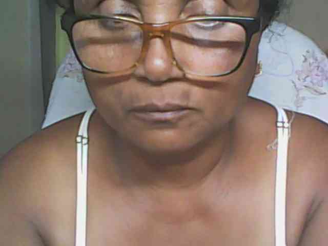 hotmomsexy webcam