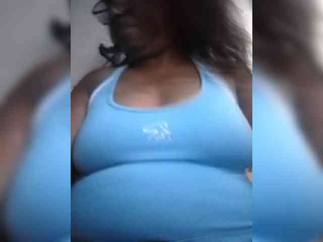 hotmomsexy webcam