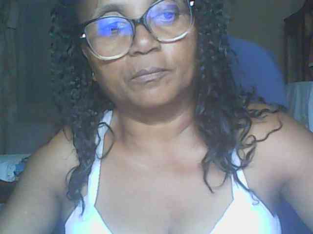 Modèle: hotmomsexy
