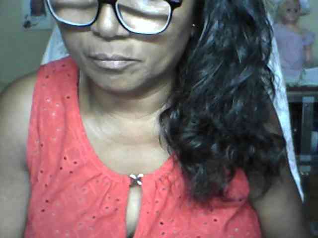 hotmomsexy webcam