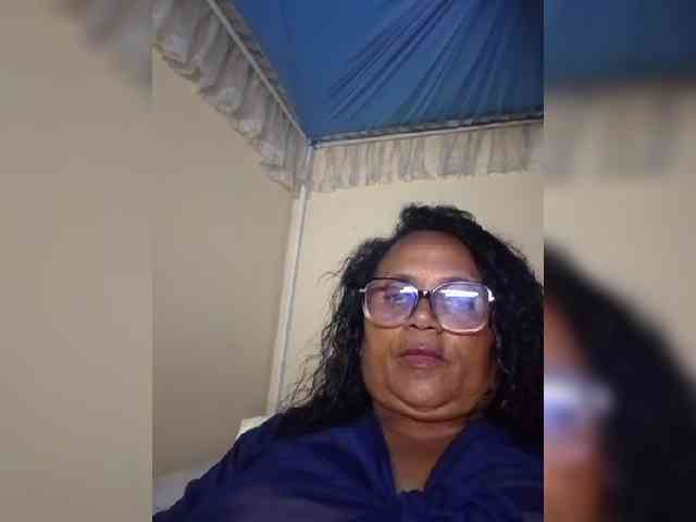hotmomsexy webcam