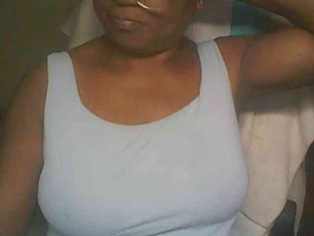hotmomsexy webcam