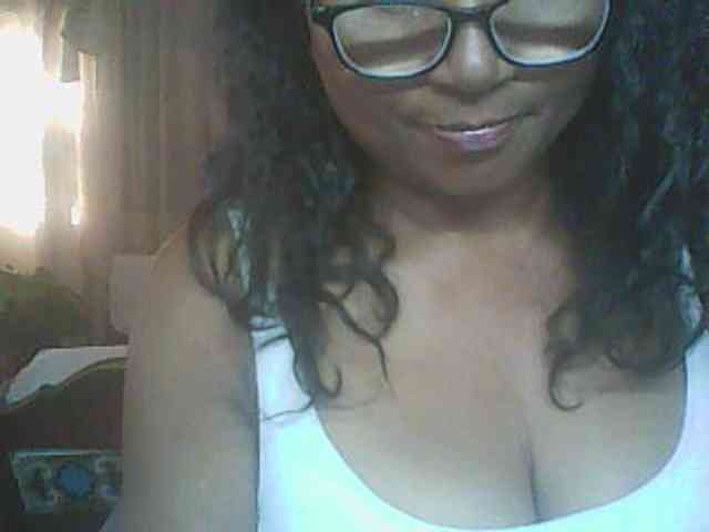 hotmomsexy webcam