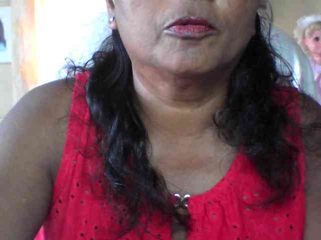 hotmomsexy webcam