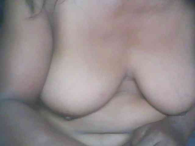 Modèle: hotmomsexy