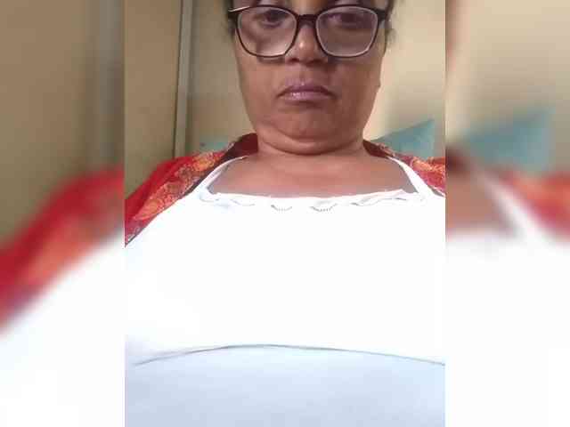 hotmomsexy webcam