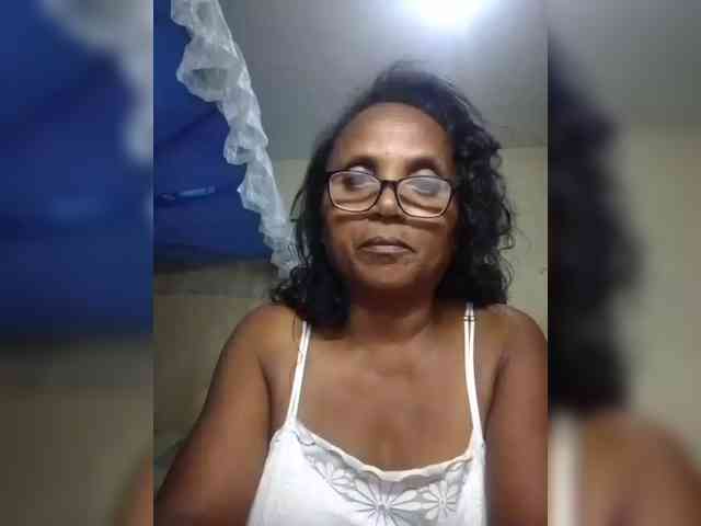 hotmomsexy webcam