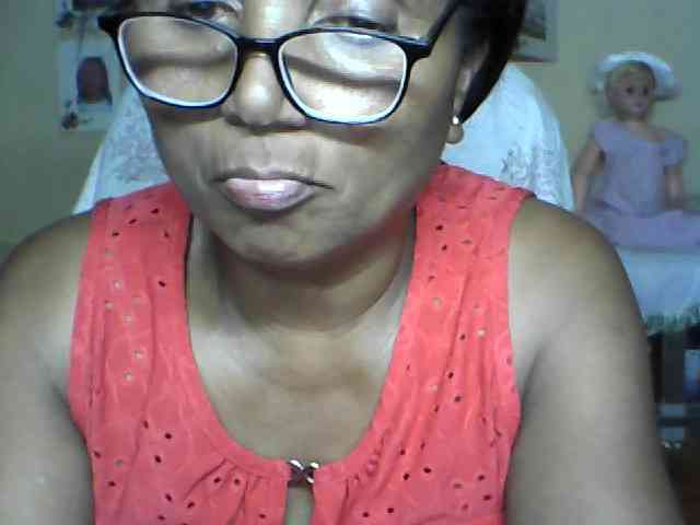 hotmomsexy webcam