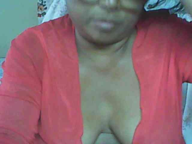 hotmomsexy webcam