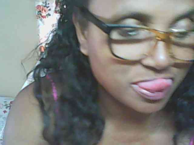 hotmomsexy webcam