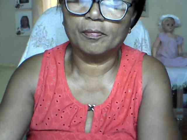 hotmomsexy webcam