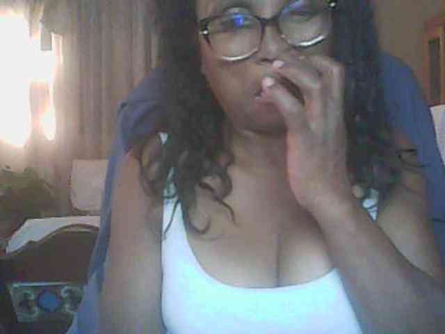 hotmomsexy webcam