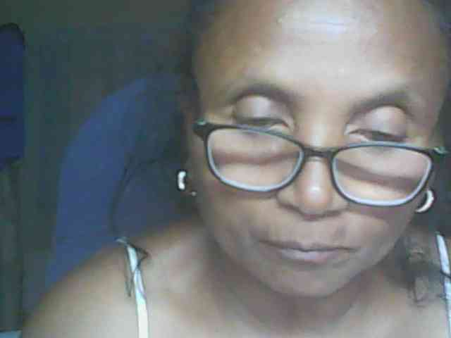 hotmomsexy webcam