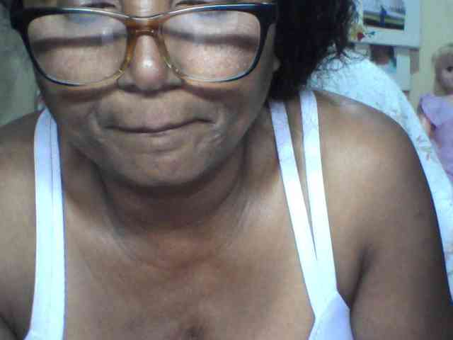 hotmomsexy webcam