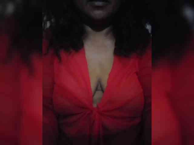 hotmomsexy webcam