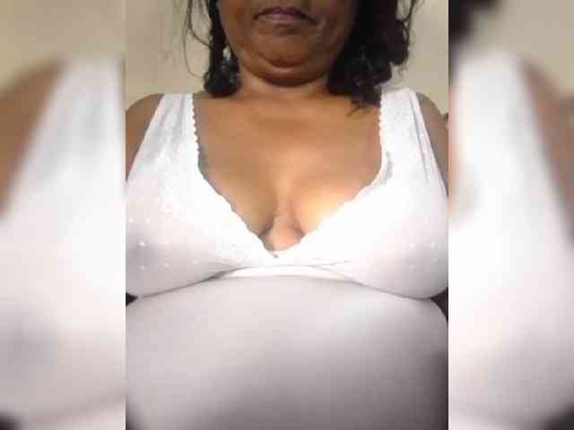 hotmomsexy webcam