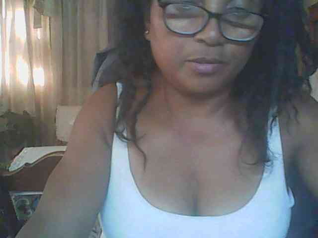 hotmomsexy webcam