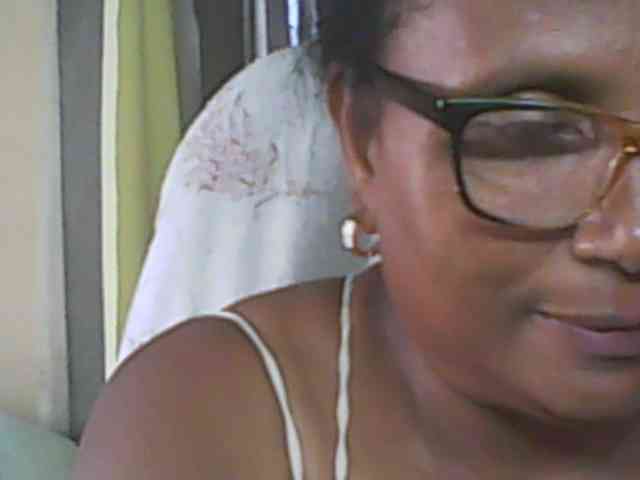 hotmomsexy webcam