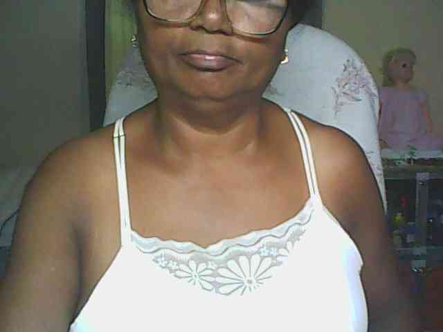 hotmomsexy webcam