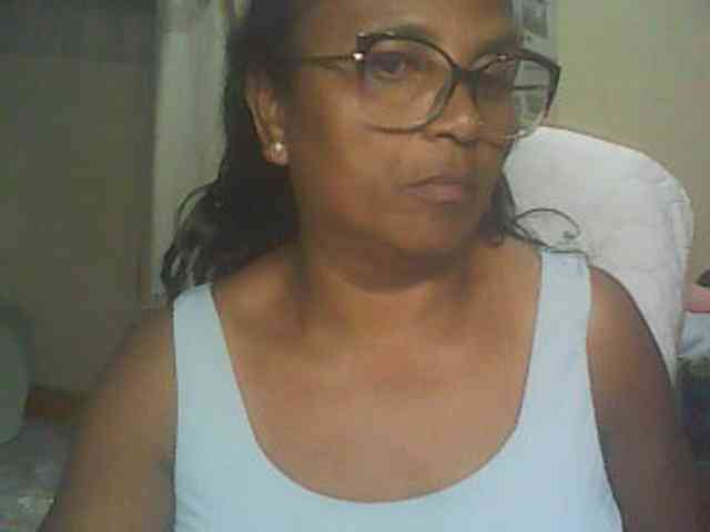 hotmomsexy webcam