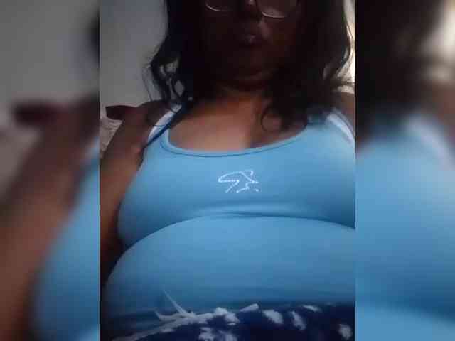 hotmomsexy webcam