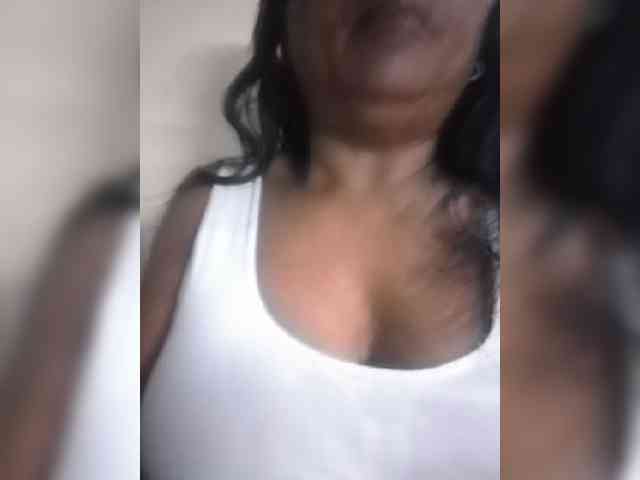 hotmomsexy webcam
