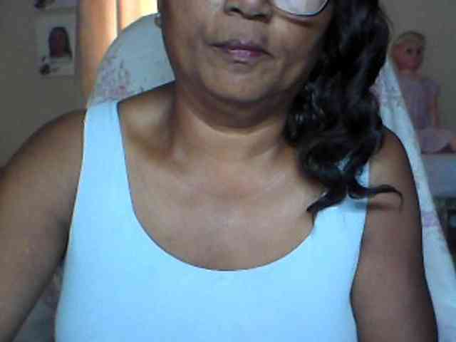 hotmomsexy webcam