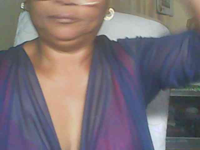 hotmomsexy webcam