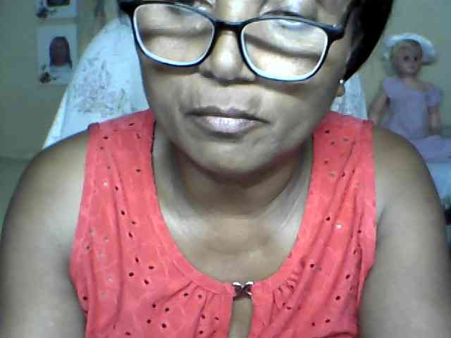 hotmomsexy webcam