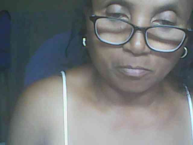 hotmomsexy webcam