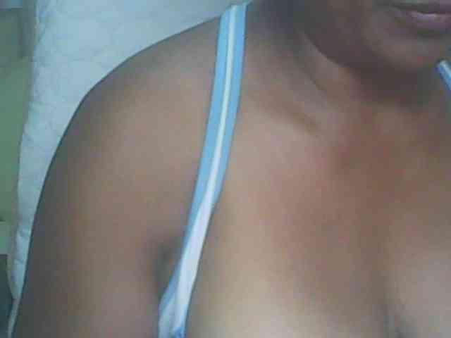 hotmomsexy webcam