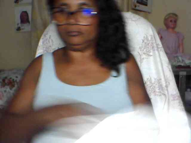 hotmomsexy webcam