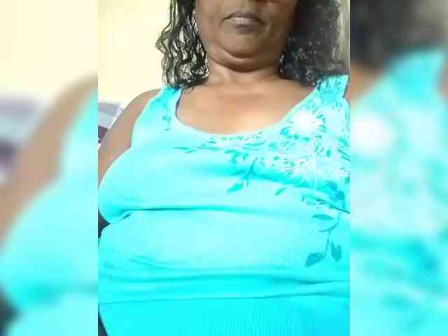 hotmomsexy webcam