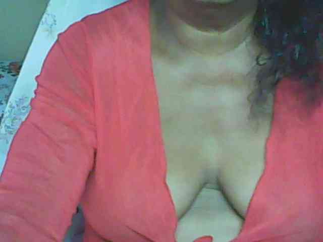 Modèle: hotmomsexy