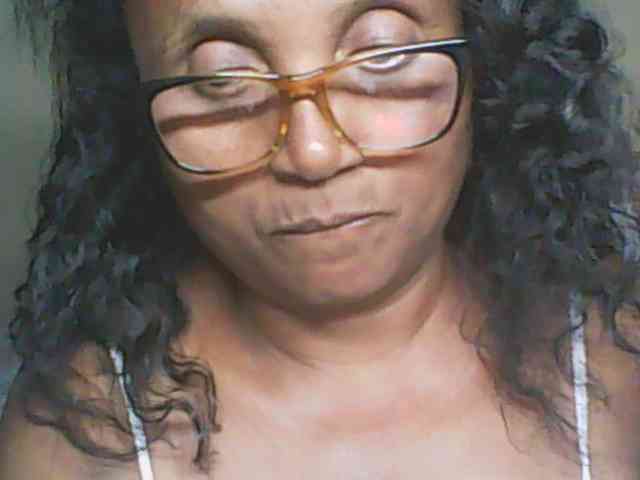 hotmomsexy webcam
