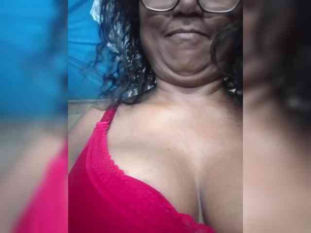 hotmomsexy webcam