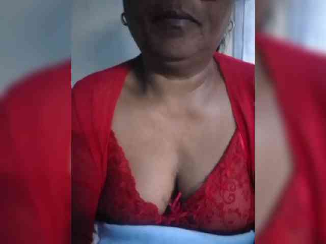 hotmomsexy webcam
