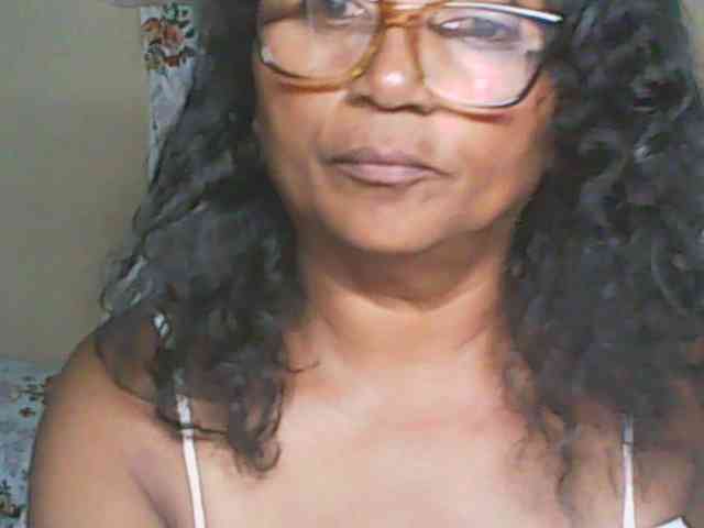 hotmomsexy webcam