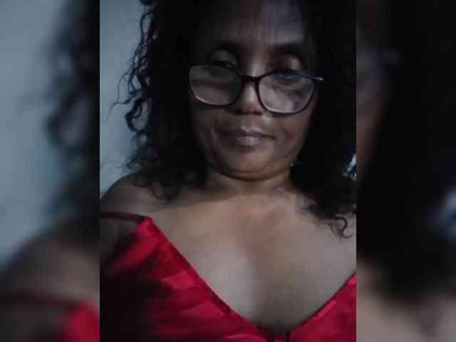 hotmomsexy webcam