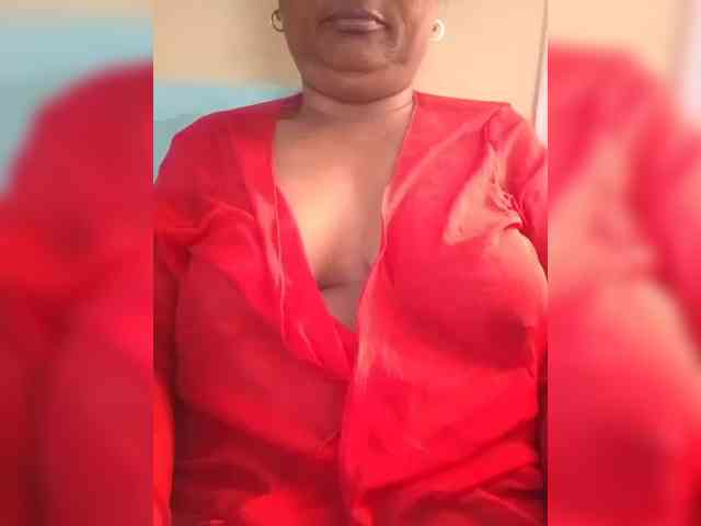 Modèle: hotmomsexy