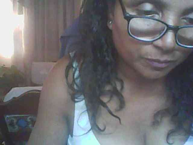 hotmomsexy webcam