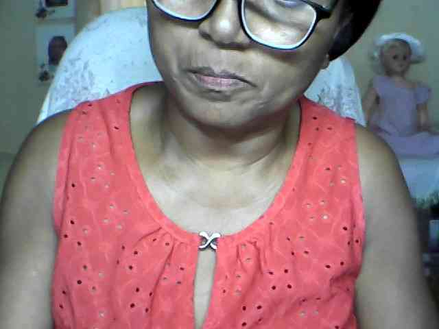 hotmomsexy webcam