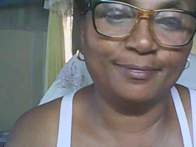 hotmomsexy webcam