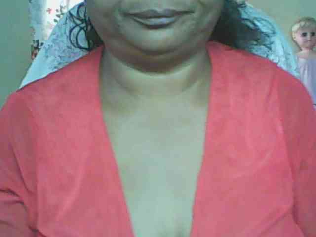 hotmomsexy webcam