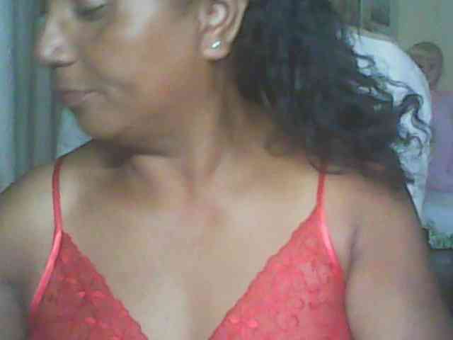 hotmomsexy webcam