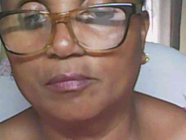 hotmomsexy webcam