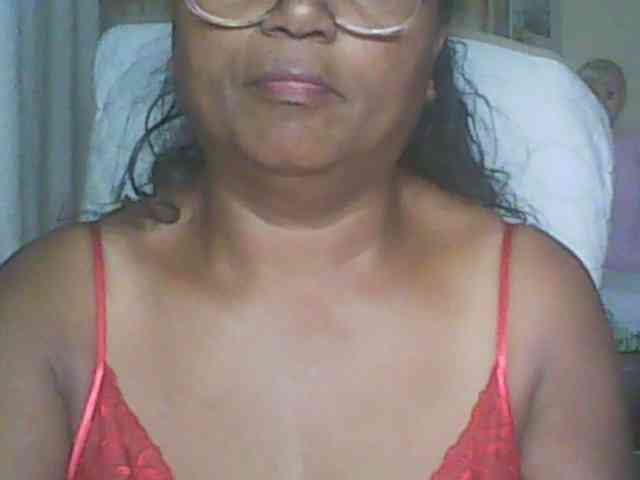 hotmomsexy webcam