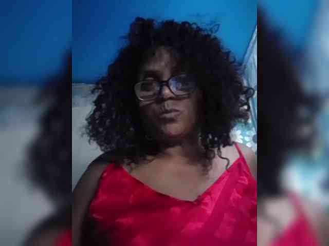 hotmomsexy webcam